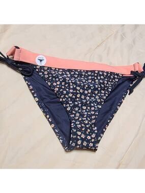 Aeropostale Blue Floral Print Cheeky Bikini Bottom, size M Junior ~ NEW